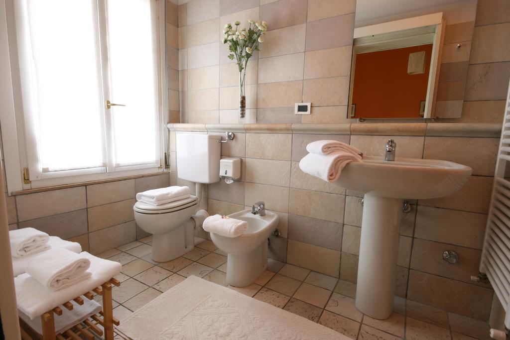 Corte Posta B&B - Parcheggio E Bagno In Camera Mantova Exterior foto